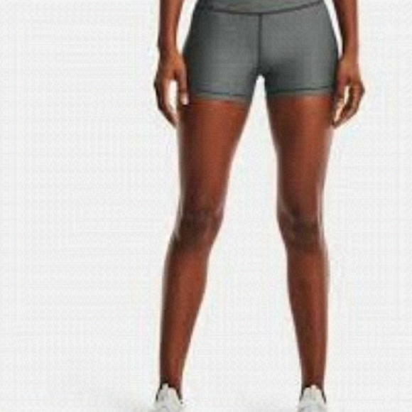 NWOT Under Armour Women's Heat Gear Armour Mid Rise Grey Shorty Short MD - Picture 1 of 10